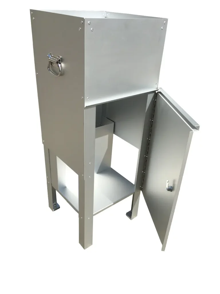 Base cabinet installed for outdoor air quality measuring system