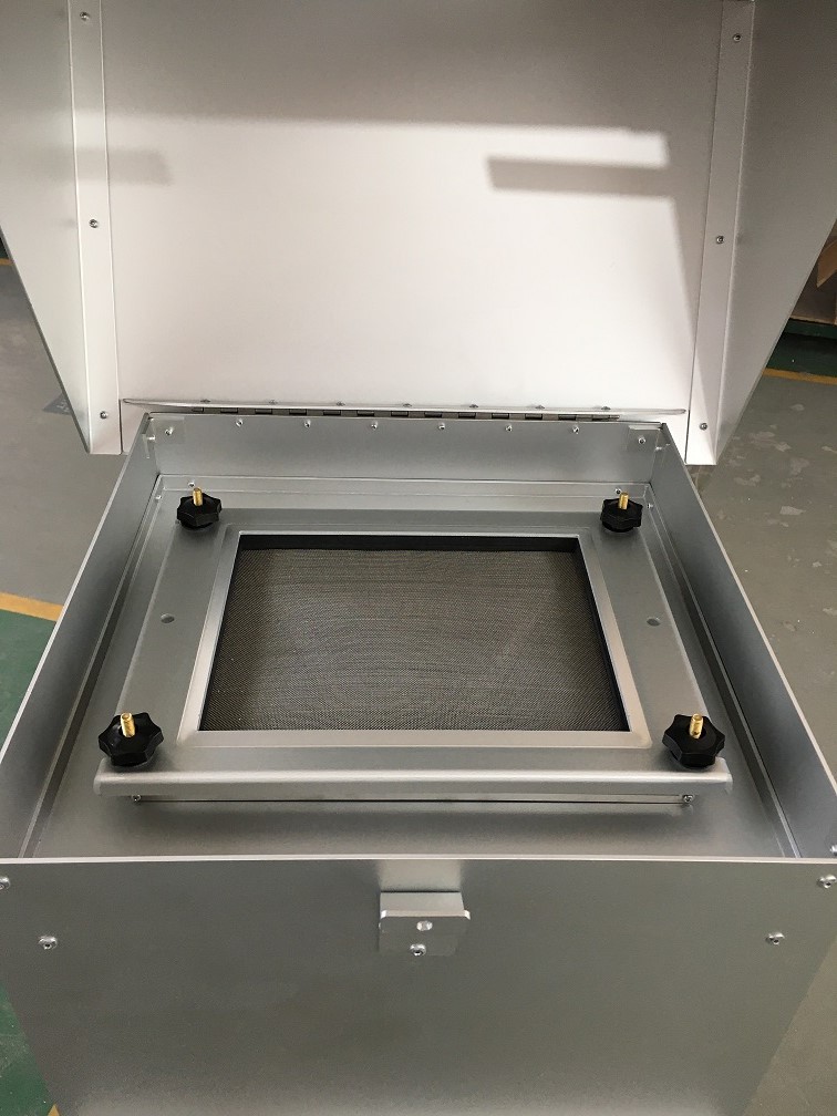 Dust sampling equipment for outdoor air quality assessment