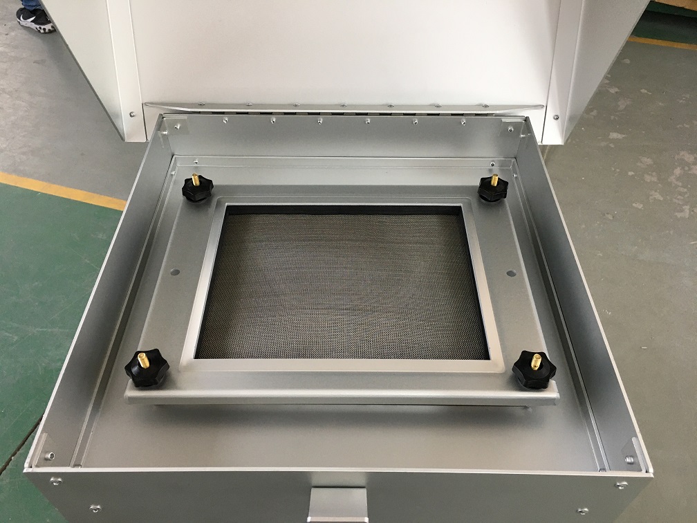 TSP cabinet for outdoor air sampling equipment